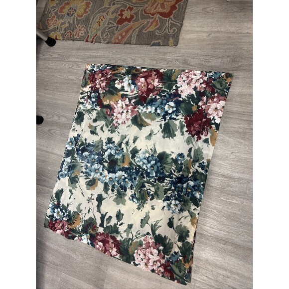 Vintage Pillow Shams Set Of 2 80s Floral 31x25 MCM Cottagecore - Picture 1 of 7